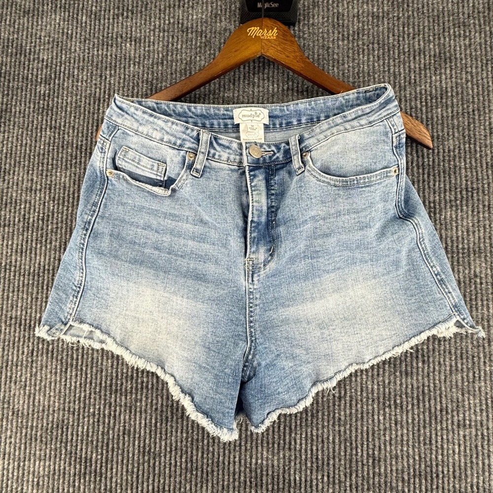 Mud Pie Denim Shorts Womens Size M Blue Excellent Frayed Hem Raw Edge Distressed